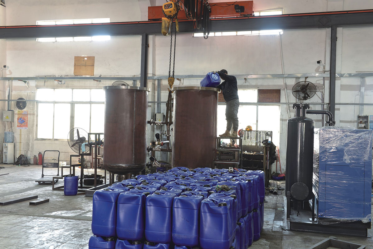 Carbon molecular sieves are filled into the nitrogen generator